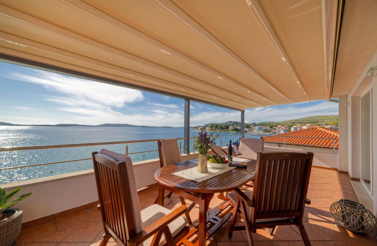 Apartment Busac Zaboric Luaran gambar